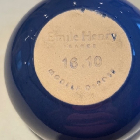 Emile Henry Lidded Sugar Bowl (Periwinkle Blue) - Picture 3 of 3